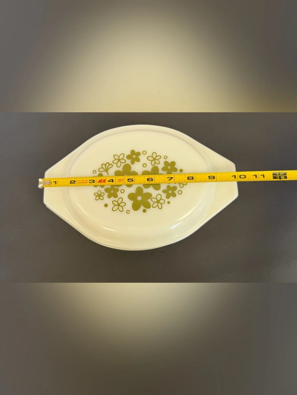 Vintage Avocado Green Spring Blossom Pyrex 1.5QT Covered Casserole